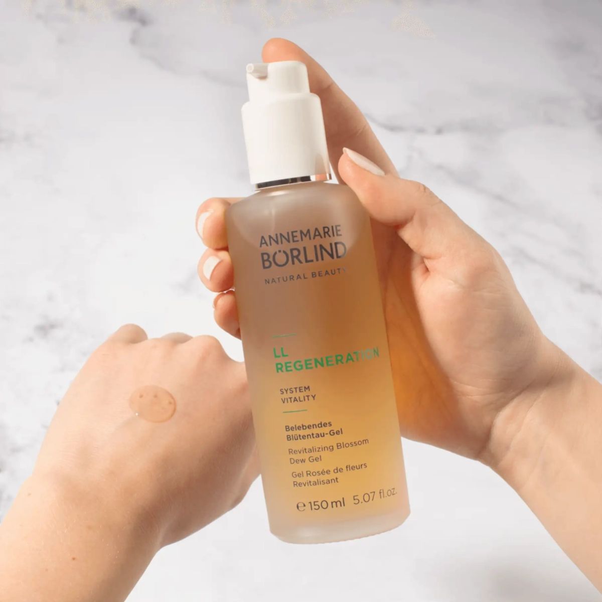 LL REGENERATION - Revitalizing Blossom Dew Gel