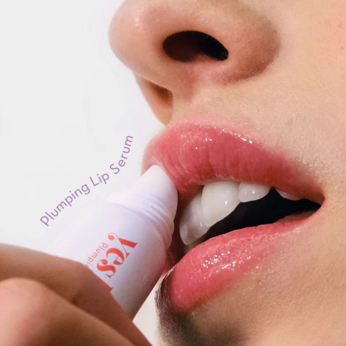 YesPLS! Plumping Lip Serum