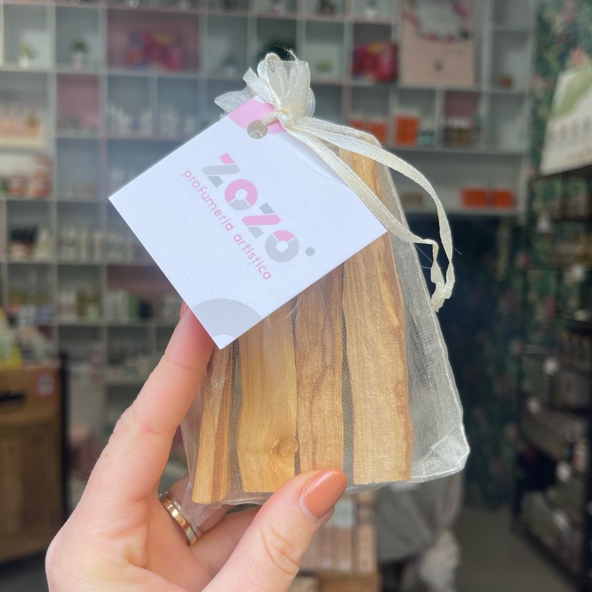 Palo Santo del Perù